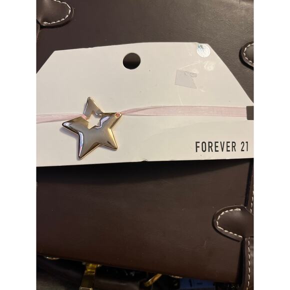 NWT Forever 21 delicate gold star and pink ribbon choker - Picture 1 of 3